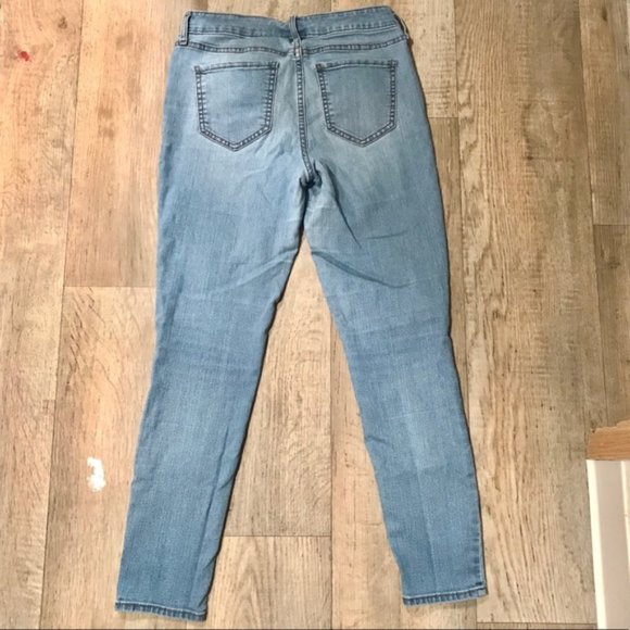 Old Navy Super Skinny Jeans - 4R/25" Inseam - Picture 4 of 4